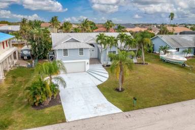 Main picture of 17611 Boat Club Dr