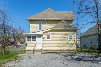 Main picture of 2512 Bailey Ave