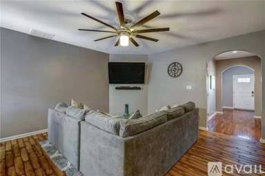 Main picture of 441 Creekwillow Dr