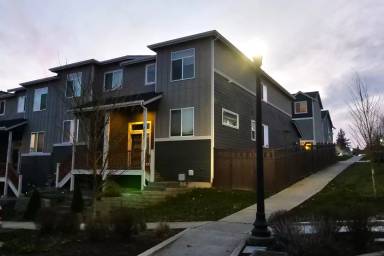 Main picture of 2411 Schley Blvd