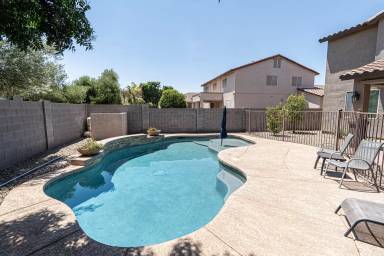 Main picture of 543 W Leatherwood Ave