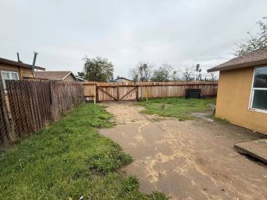 Main picture of 307 Cooley Dr