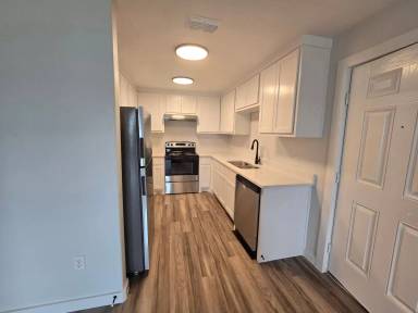 Main picture of 6501 Lipes Blvd