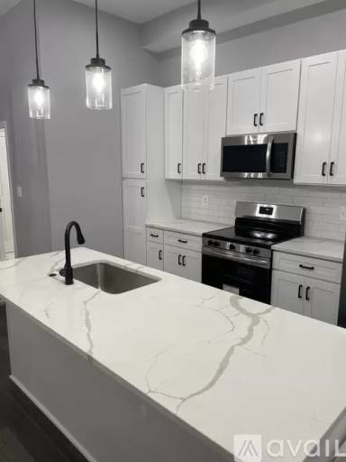 Main picture of 621 N Calhoun St