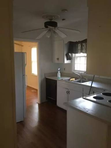 Main picture of 403 Botany Ct