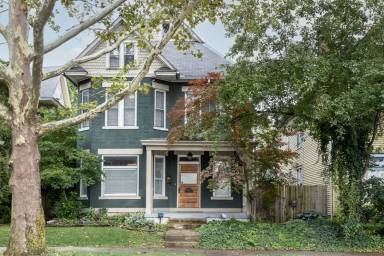 Main picture of 686 Neil Ave