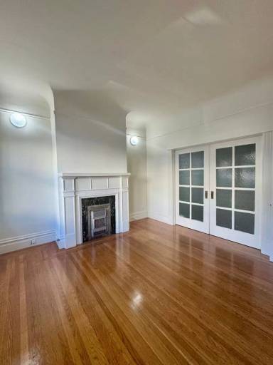 Main picture of 2055 Larkin St