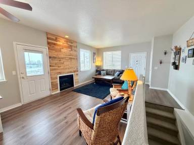 Main picture of 104 Deer Trail Dr