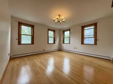 Main picture of 128 Otis St