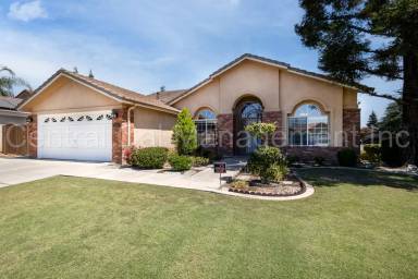 Main picture of 8519 Sun Harbor Dr