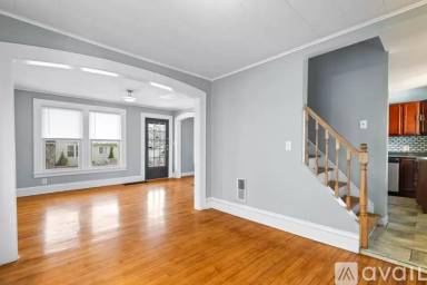 Main picture of 1325 Oswego St