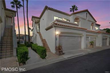 Main picture of 5 Forest Hills Ct