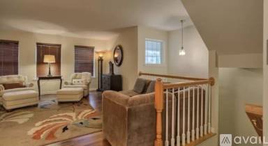 Main picture of 103 Woodside Ct