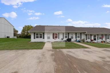 Main picture of 204 N Crest Dr