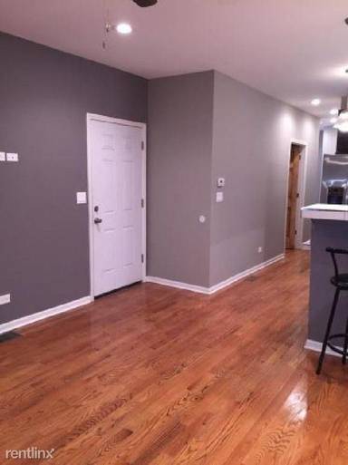 Main picture of 6731 S Morgan St