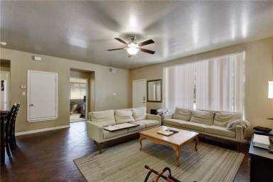 Main picture of 2606 Salado St