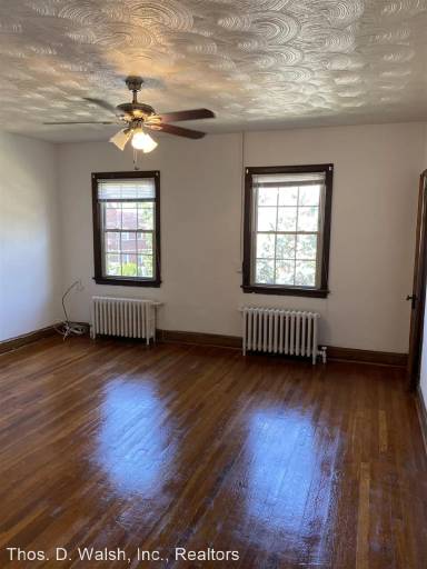 Main picture of 4033 9th St. NE