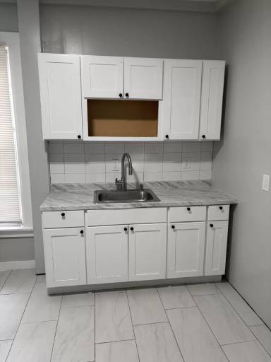 Main picture of 463 Orchard St