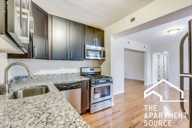 Main picture of 6209 N Ravenswood Ave