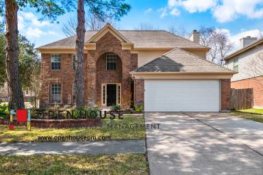 Main picture of 9807 Arrowgrass Dr