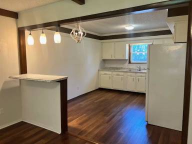 Main picture of 219 E Berkeley St
