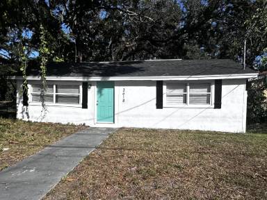 Main picture of 3618 E Hanna Ave