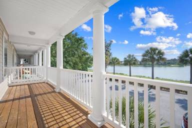 Main picture of 2120 Blakers Blvd