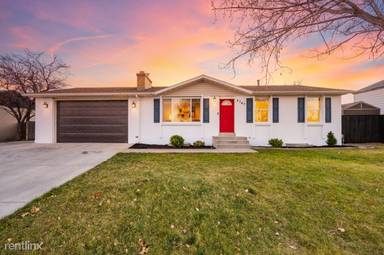 Main picture of 3747 W Gandalf Dr