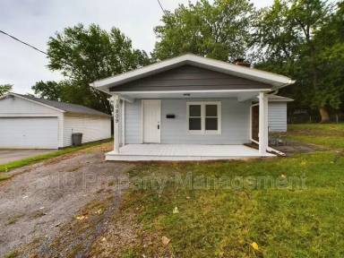 Main picture of 10809 E 27th St S