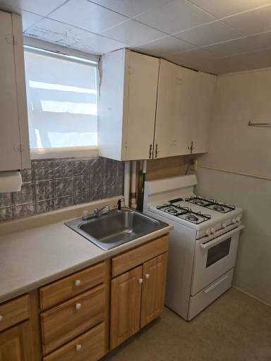 Main picture of 606 1/2 N Prairie Ave