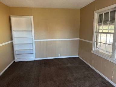 Main picture of 6 E Wilkinson Ave