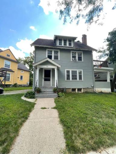 Main picture of 914 Vaughn St