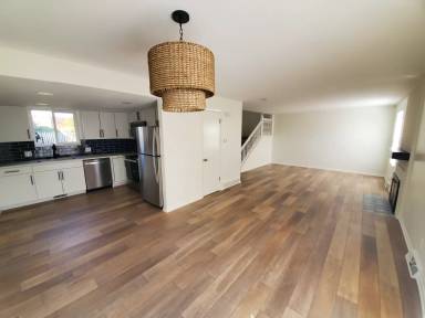 Main picture of 1200 S Monaco Pkwy