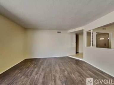 Main picture of 8938 Gothic Ave