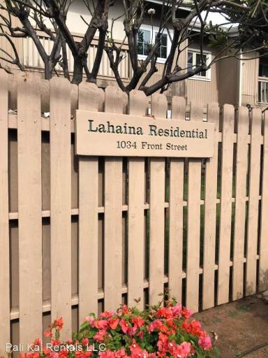 Main picture of Lāhainā Surf