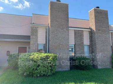 Main picture of 5001 Middlecoff Cir