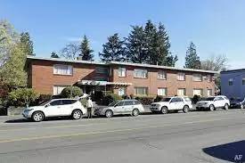 Main picture of 4420 SW Admiral Way