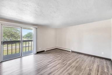 Main picture of 1856 Verlin Rd