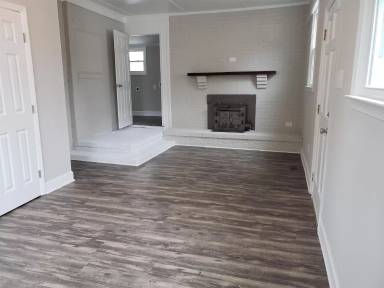 Main picture of 516 N Franklin St