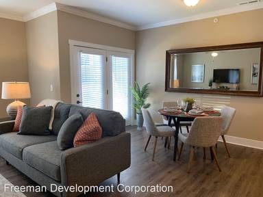 Main picture of 10421 E County Road 100 N
