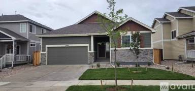 Main picture of 2047 Moon Rise Dr