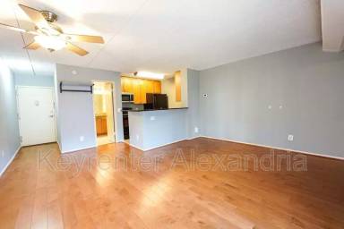 Main picture of West End Condominiums