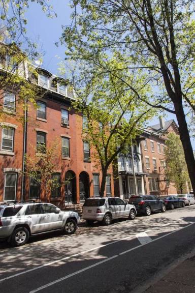 Main picture of 2107 Pine St