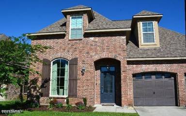 Main picture of 104 Briar Leaf Way
