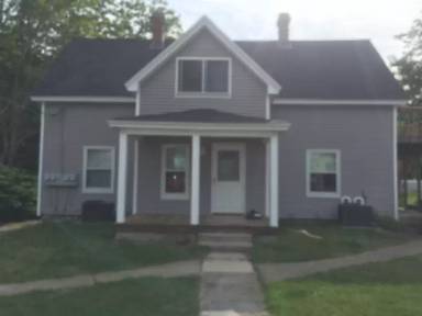 Main picture of 321 S Mammoth Rd