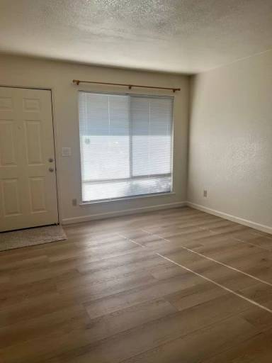 Main picture of 8020 Dicus Ct