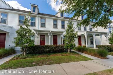 Main picture of 234 Oak Park St