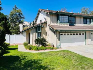 Main picture of 10675 Matinal Cir