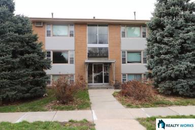 Main picture of 2405 N 50th St