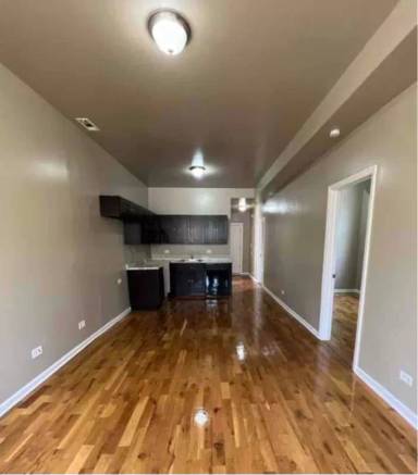 Main picture of 5144 S Throop St